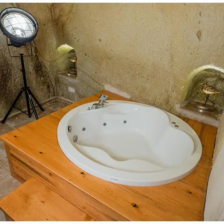 Bala Cave House Hotel