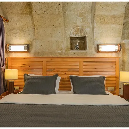 Bala Cave House Hotel