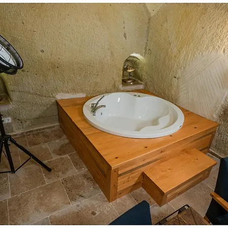 Bala Cave House *