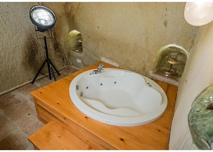 Bala Cave House Hotel