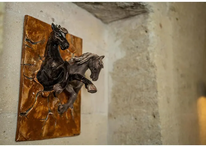 Bala Cave House Hotel