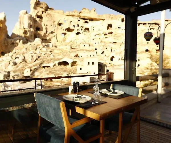 Bala Cave House 호텔 *