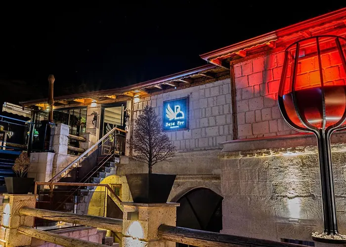 Bala Cave House Hotel *